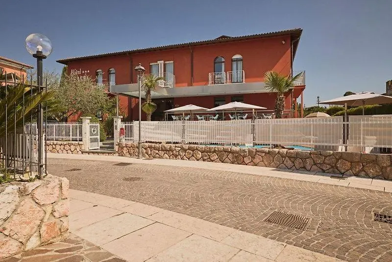 Hotel Le Mura Lazise 3*,  Italy