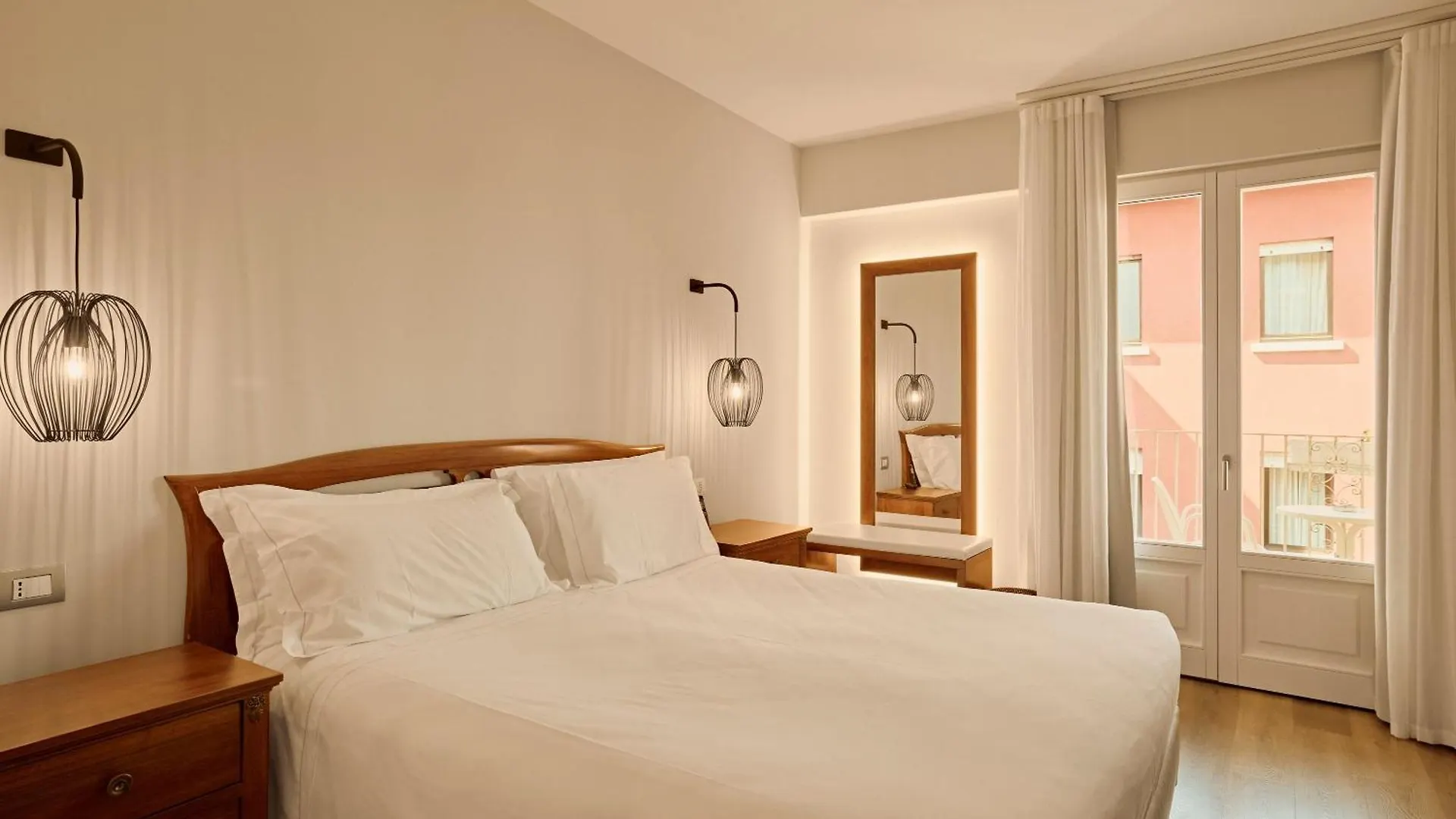 Hotel Le Mura Lazise