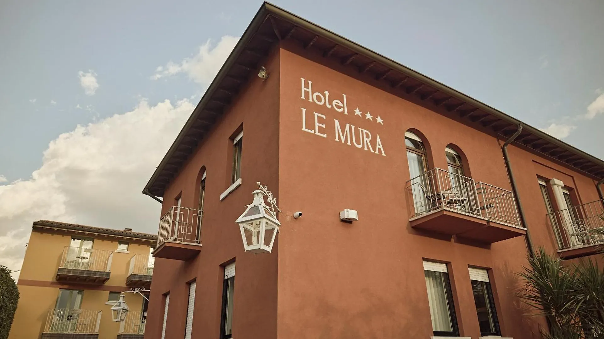 ***  Hotel Le Mura Lazise Italy
