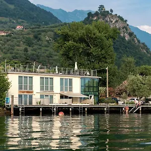 https://lago-d-iseo-3.it-lombardy.com