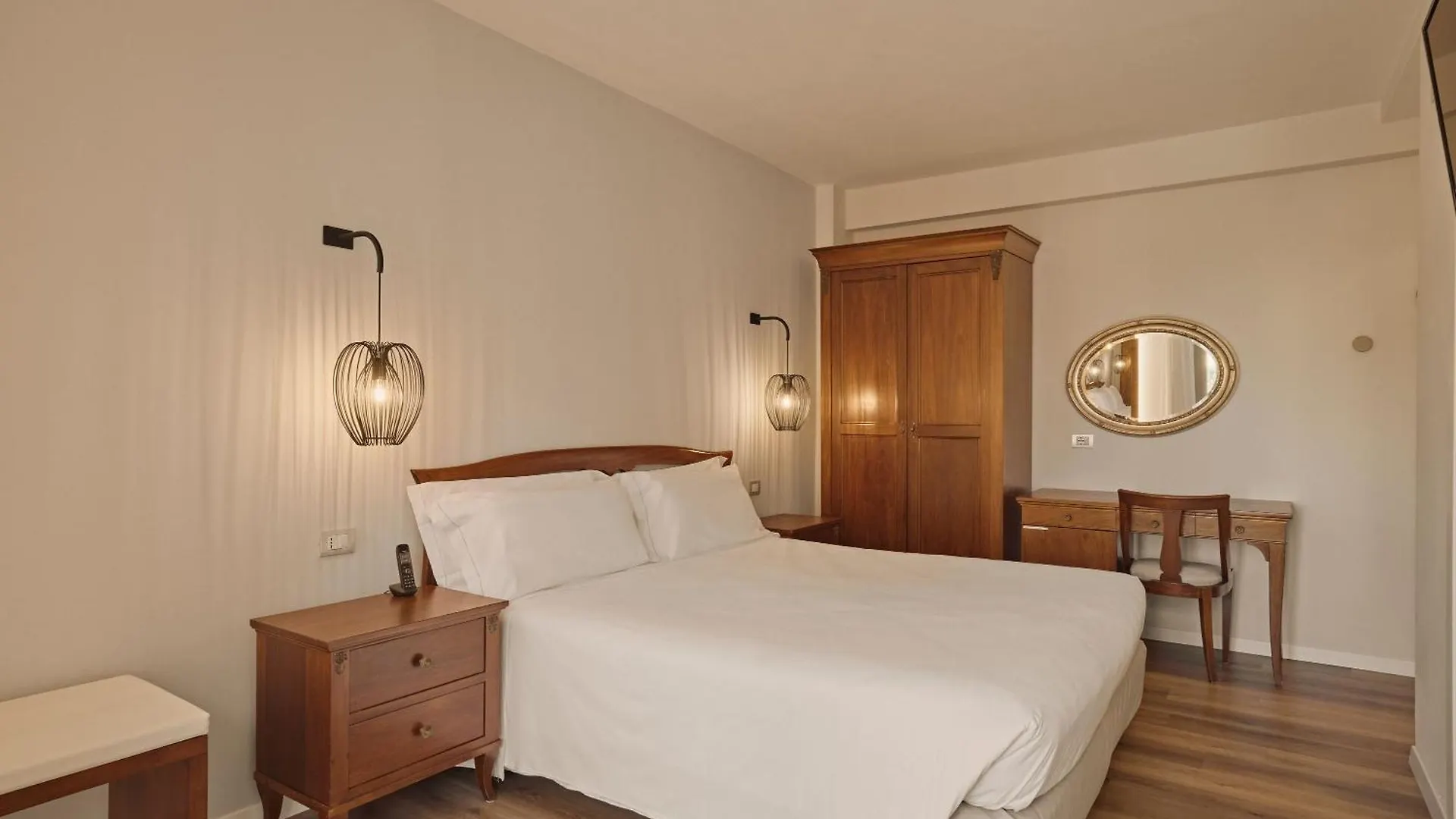 Hotel Le Mura Lazise 3*,